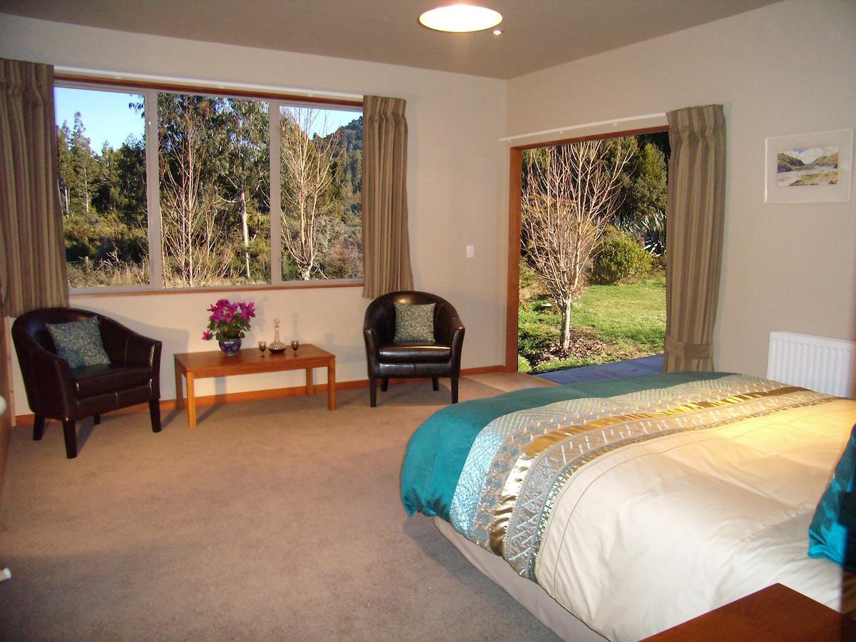 Paramata Lodge